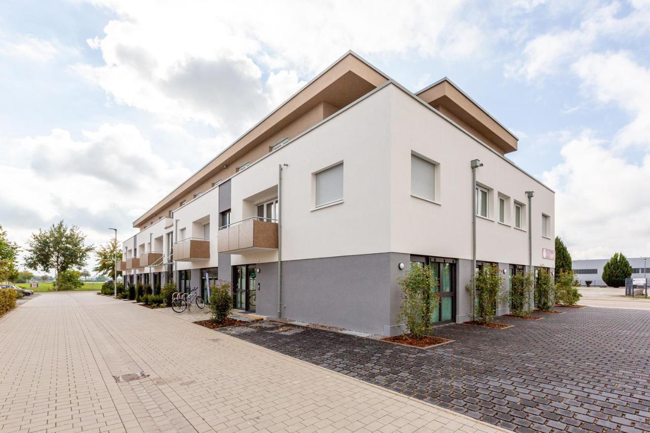 Boardinghouse Hirsch - Apartments In Kork 凯尔 外观 照片